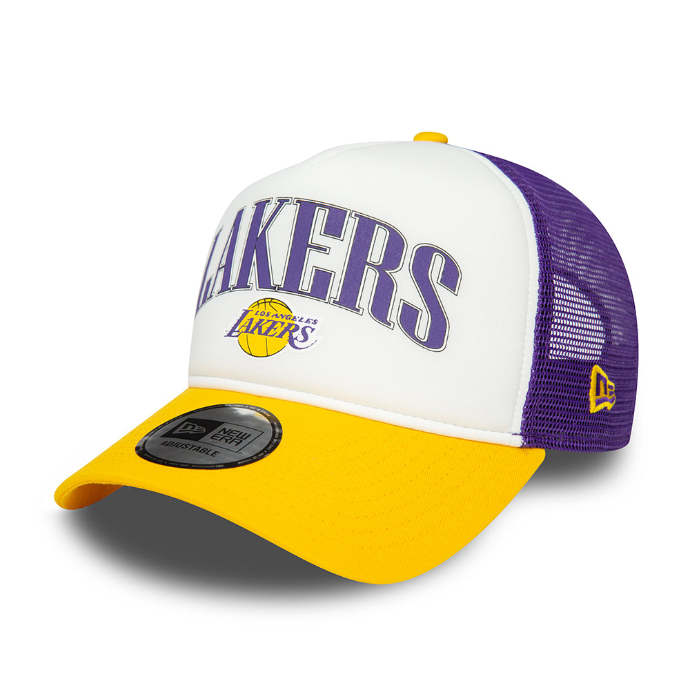 Gorra Trucker A-Frame NBA Retro L.A. Lakers de New Era - Blanco-Amarillo-Morado